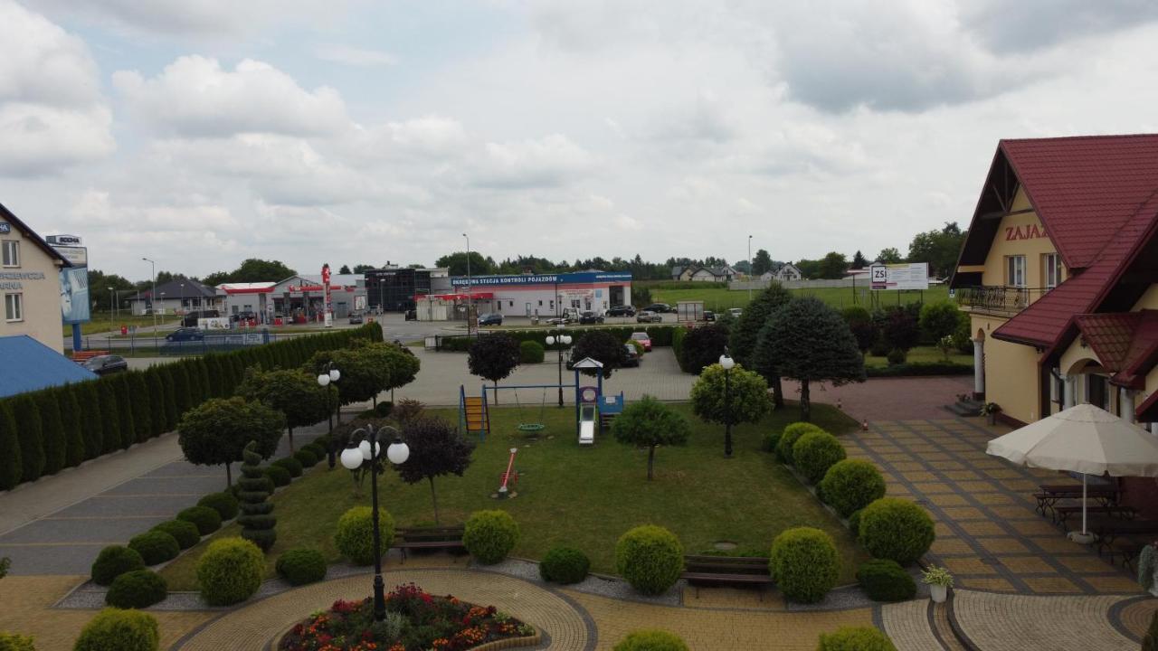 Zajazd Nad Sanem Jarosław Extérieur photo