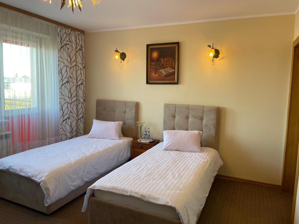 Zajazd Nad Sanem Jarosław Extérieur photo